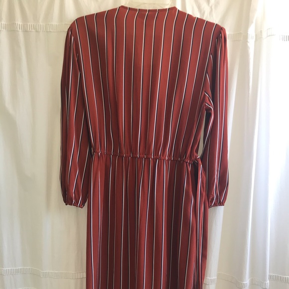 NWT Amour Vert Silk Wrap Dress - Picture 5 of 11